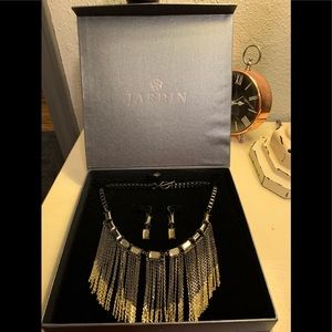 Jardin Earring and Necklace Set
